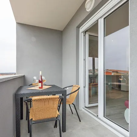 Apartments Nesic Peroj Fazana Exterior photo
