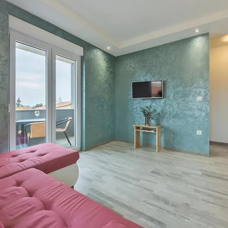 Apartments Nesic Peroj Fazana Exterior photo