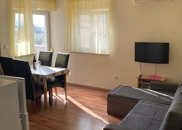Apartments Nesic Peroj